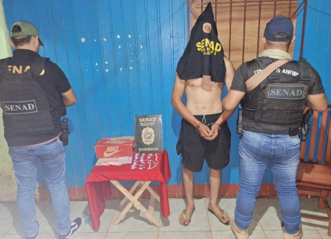 Detienen a joven que comercializaba chespi y cocaína en Hernandarias