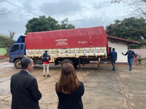 Interceptan camión con más de una tonelada de droga en Alto Paraná