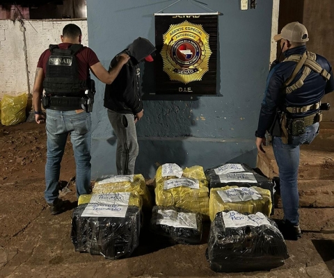 Confiscan cargamento de droga tras operativo nocturno en Pedro Juan Caballero