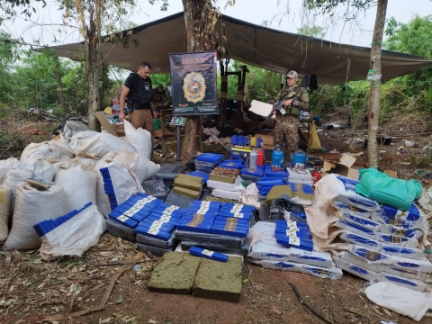SENAD destruyó casi 5 toneladas de marihuana y un complejo logístico de producción narco en Canindeyú